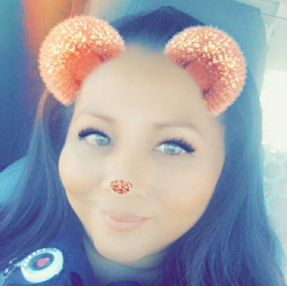 Meet your Posher, Buffy marie